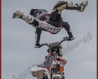 2STUNT-ZONE - 0458